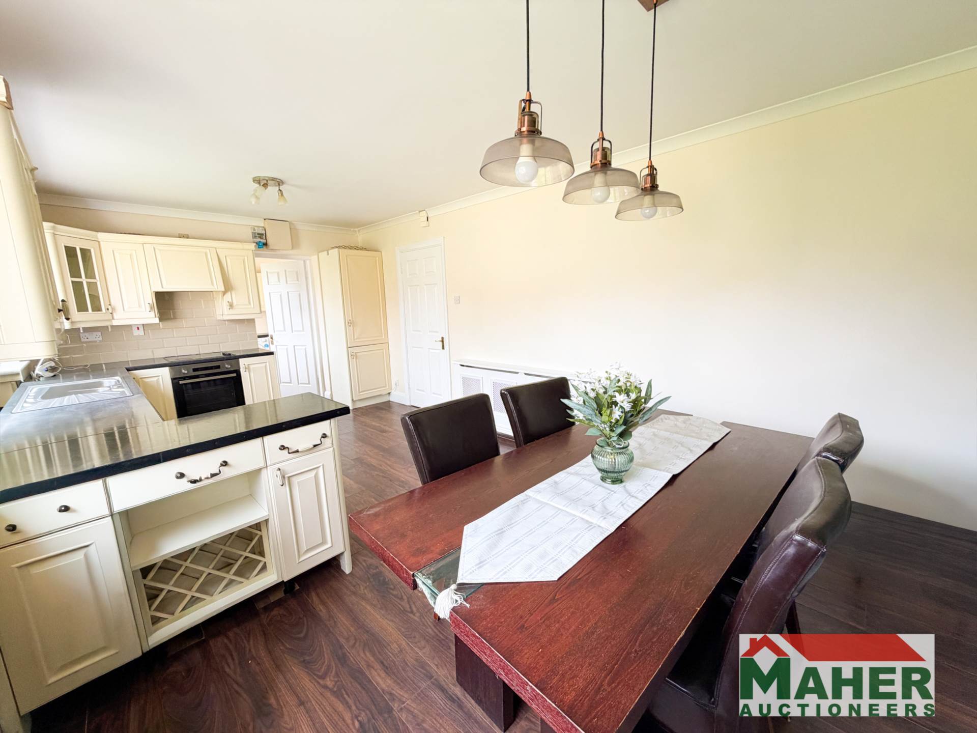 16 College Court, Cahir E21 FA02 16 College Court, Cahir E21 FA02