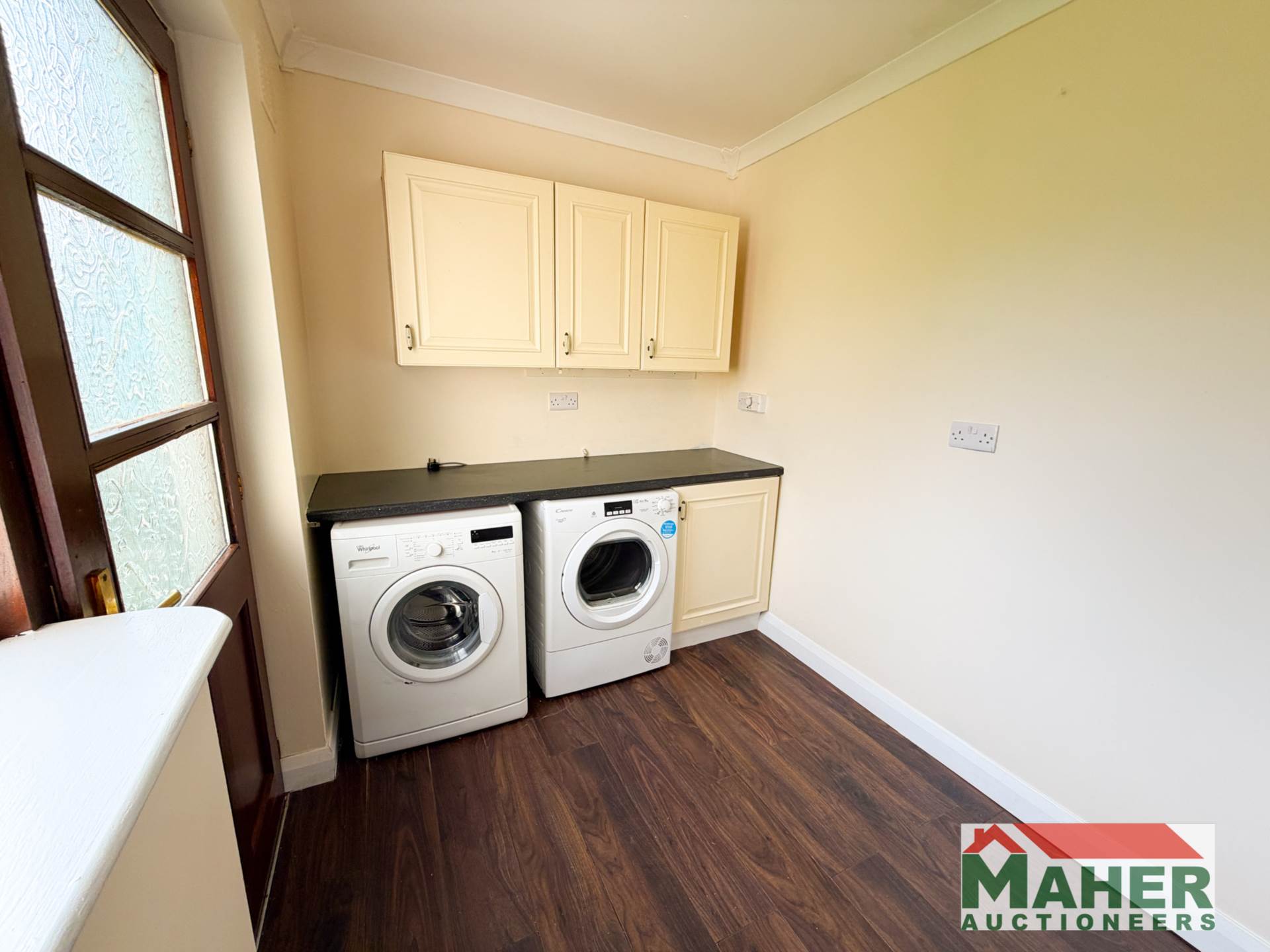 16 College Court, Cahir E21 FA02 16 College Court, Cahir E21 FA02