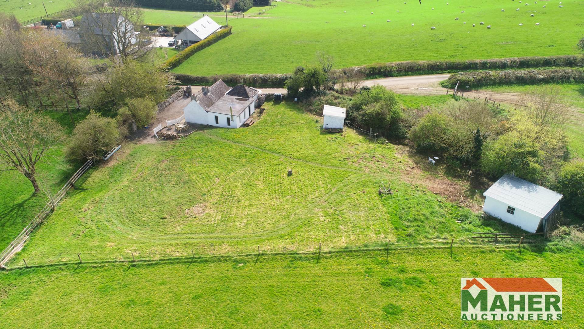 Roosca, Cahir, Co. Tipperary E21 NR50 Roosca, Cahir, Co. Tipperary E21 NR50