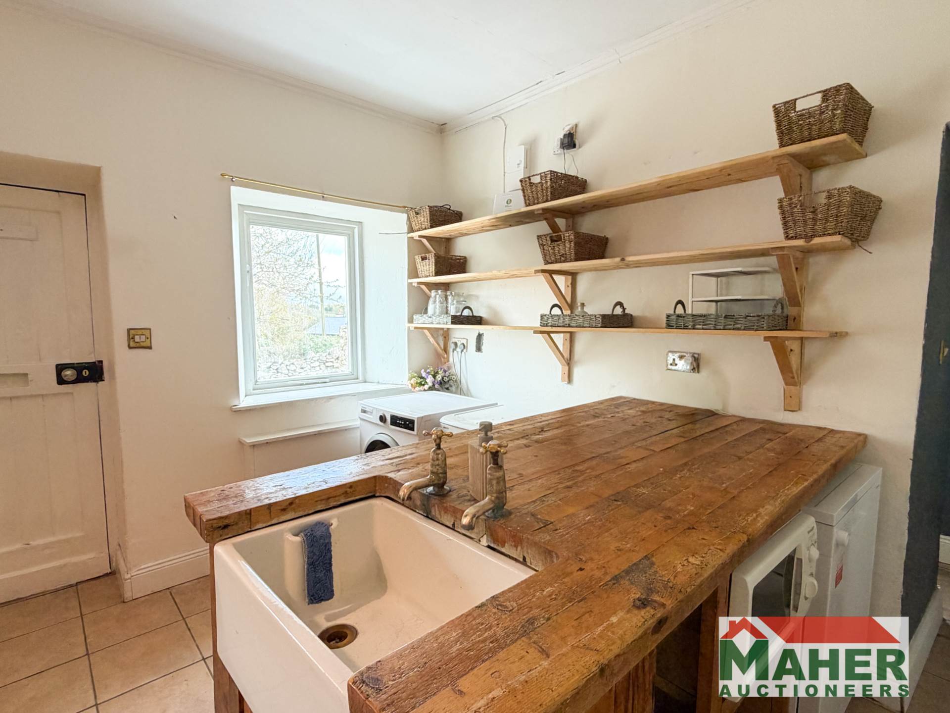 Roosca, Cahir, Co. Tipperary E21 NR50 Roosca, Cahir, Co. Tipperary E21 NR50