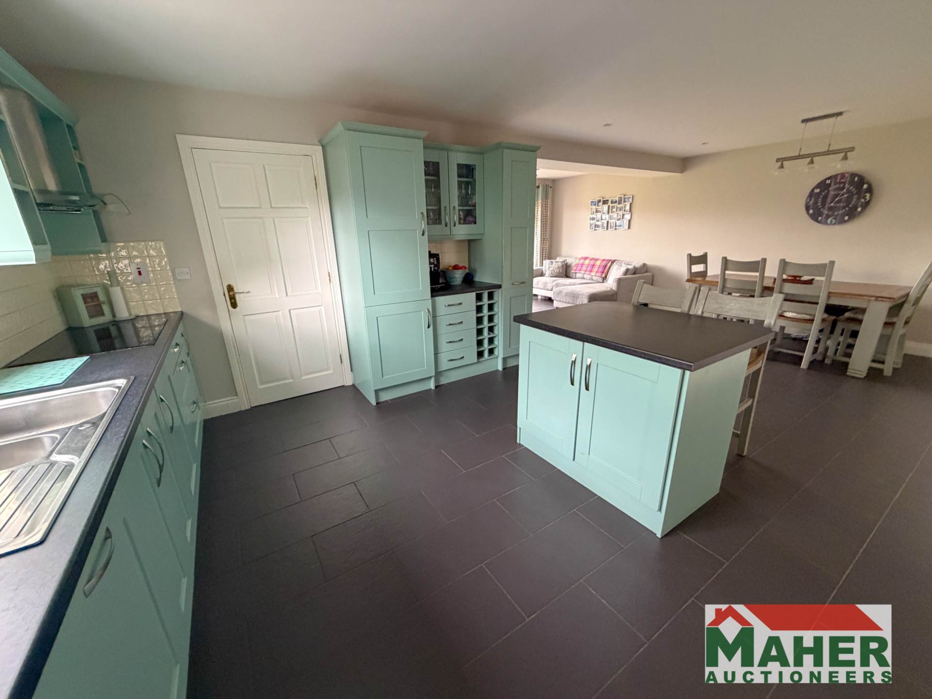 20 West Meadows, Boherlahan, E25 A972