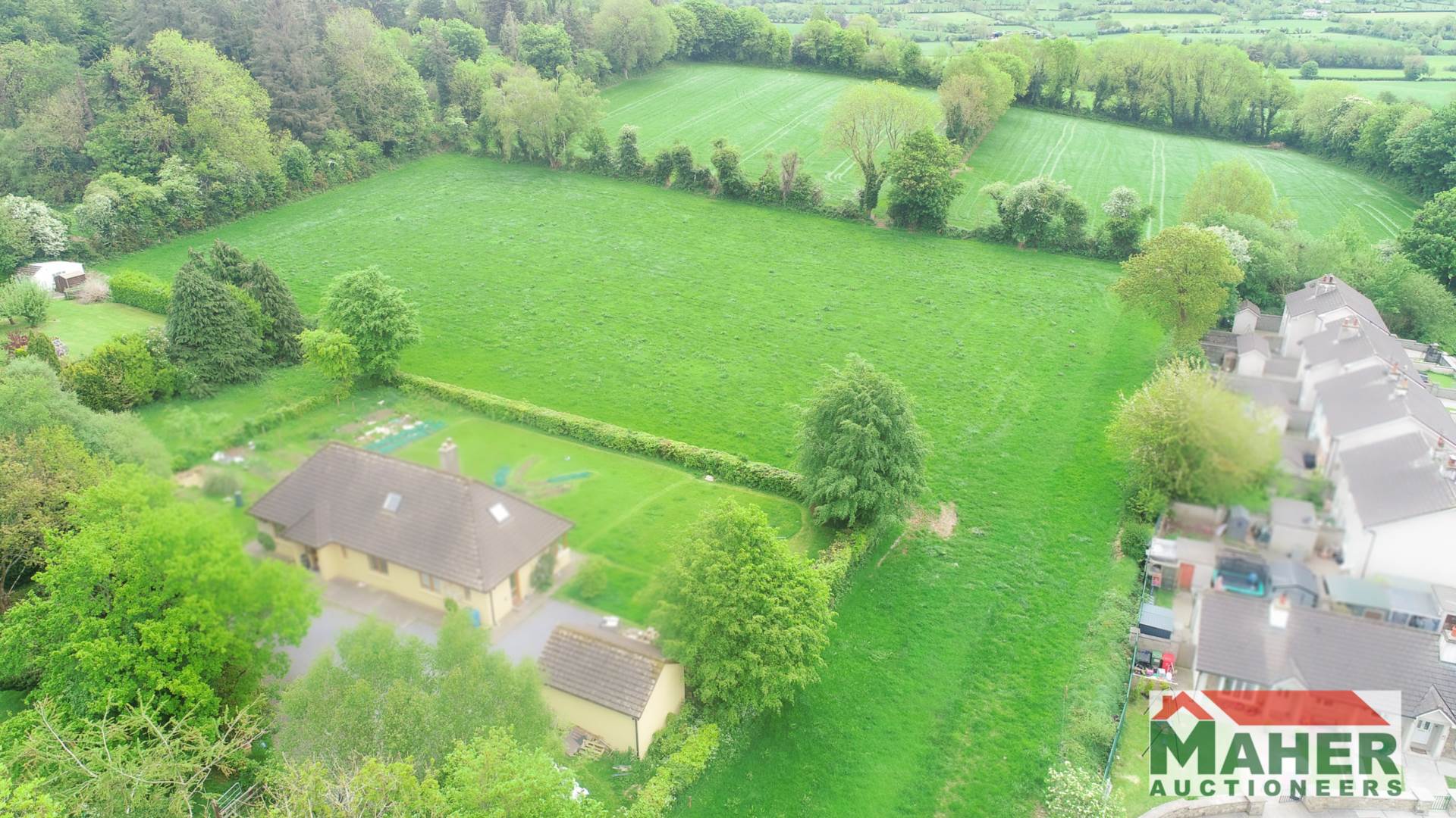 2.6 acres Lisvarrinane, Glen of Aherlow 2.6 acres Lisvarrinane, Glen of Aherlow