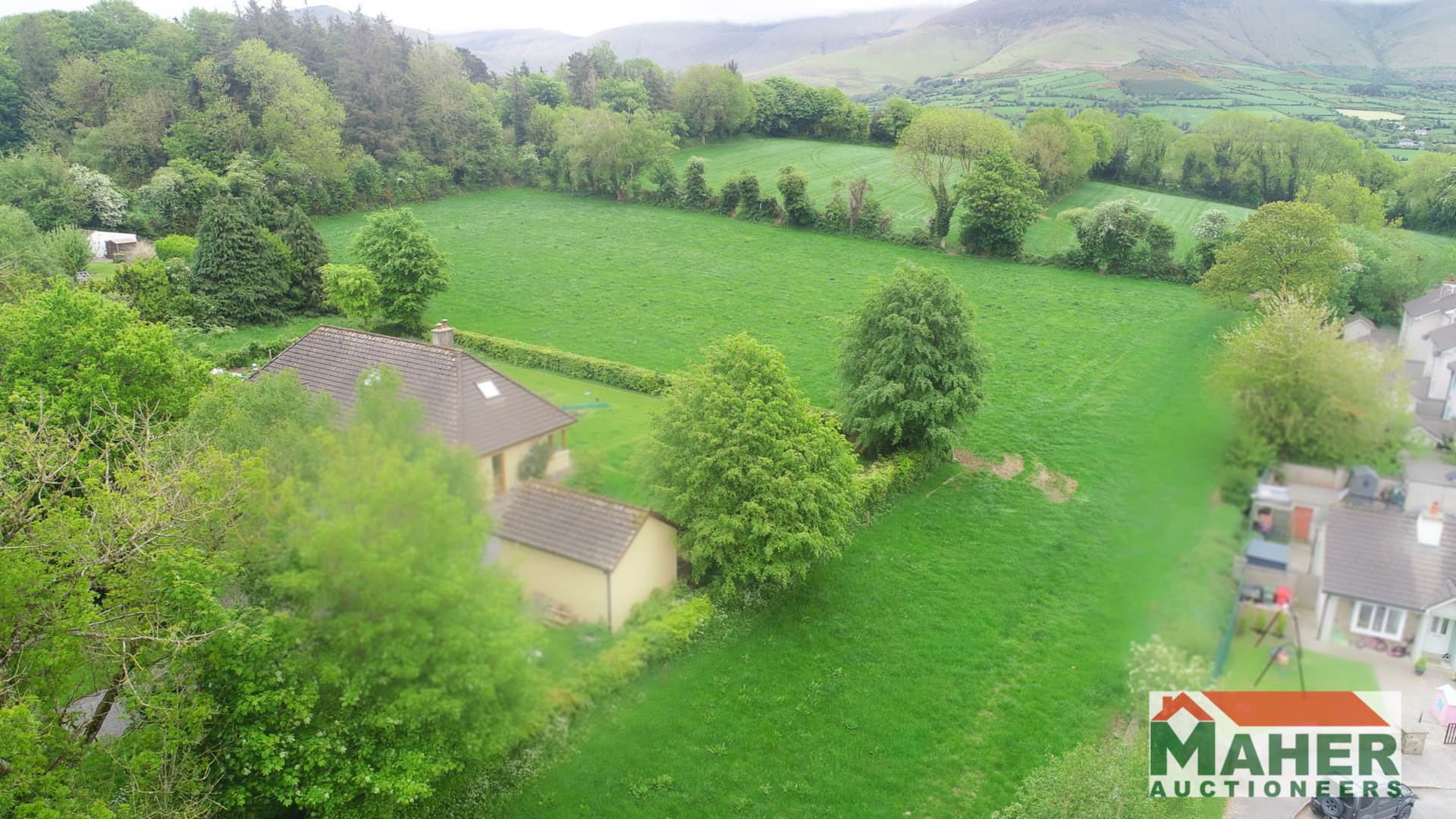 2.6 acres Lisvarrinane, Glen of Aherlow 2.6 acres Lisvarrinane, Glen of Aherlow