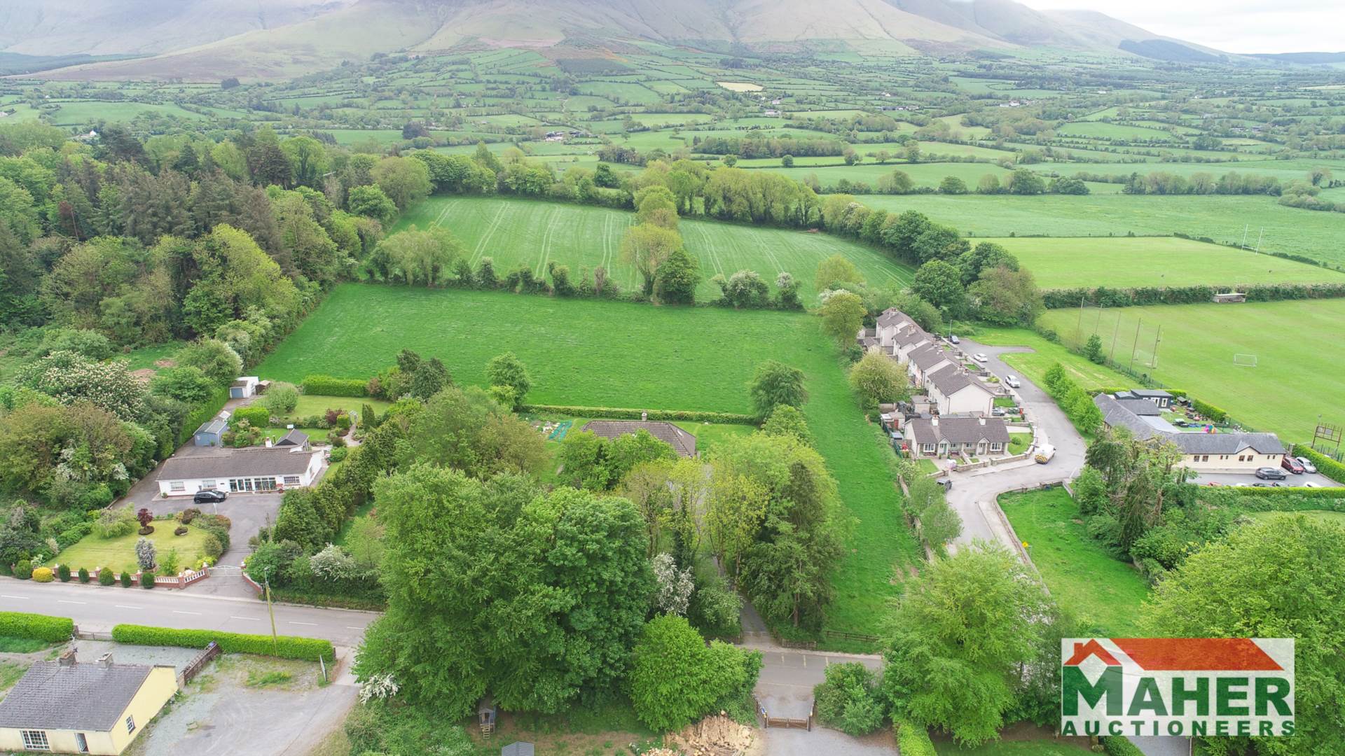 2.6 acres Lisvarrinane, Glen of Aherlow 2.6 acres Lisvarrinane, Glen of Aherlow