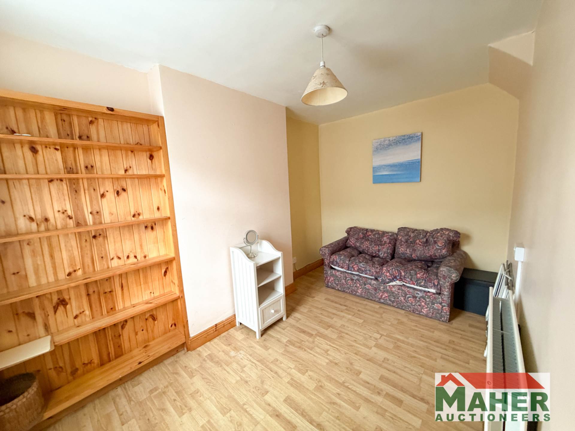 2 Lacey Square, Cashel, Co. Tipperary E25 PH36