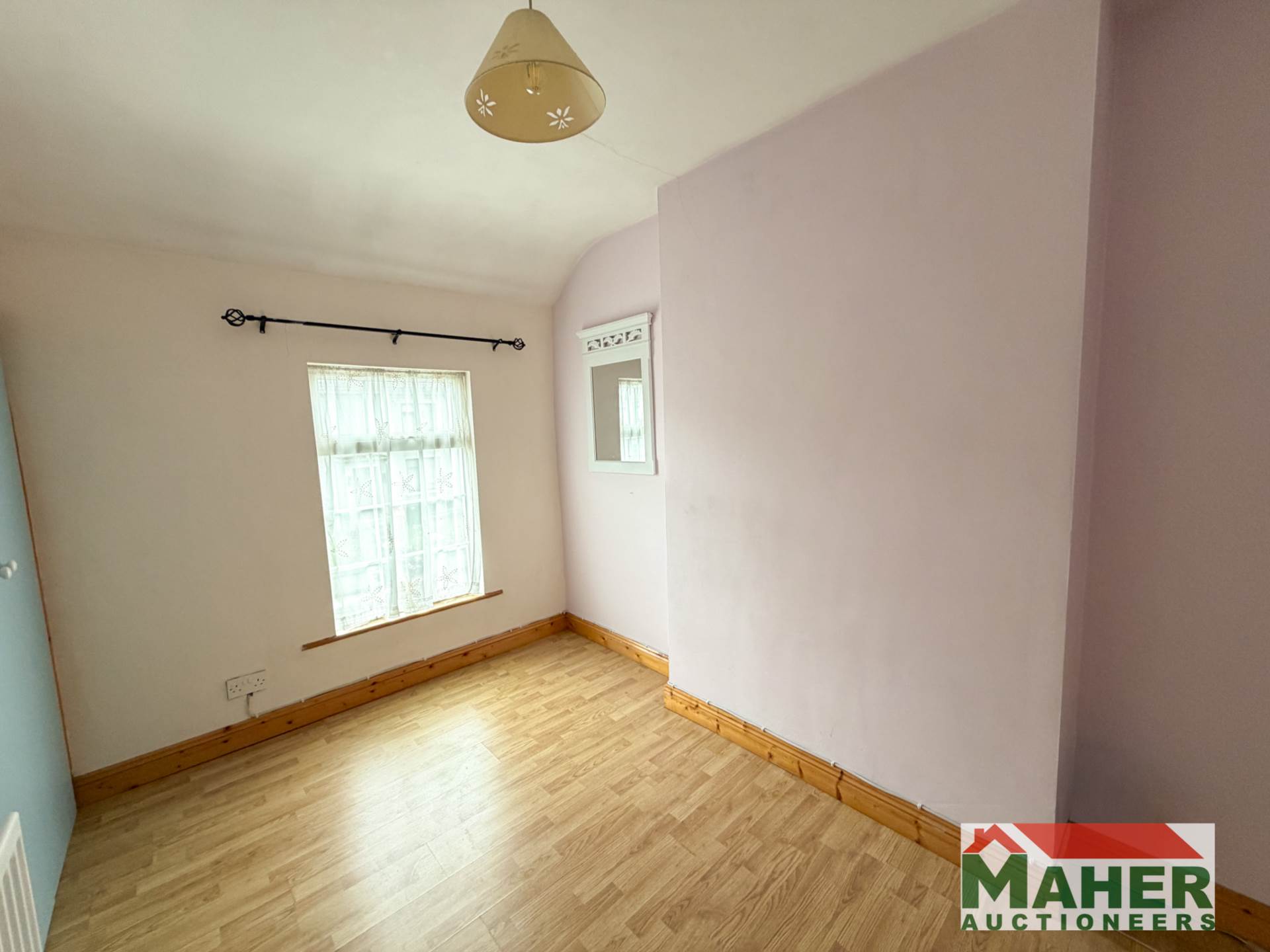 2 Lacey Square, Cashel, Co. Tipperary E25 PH36