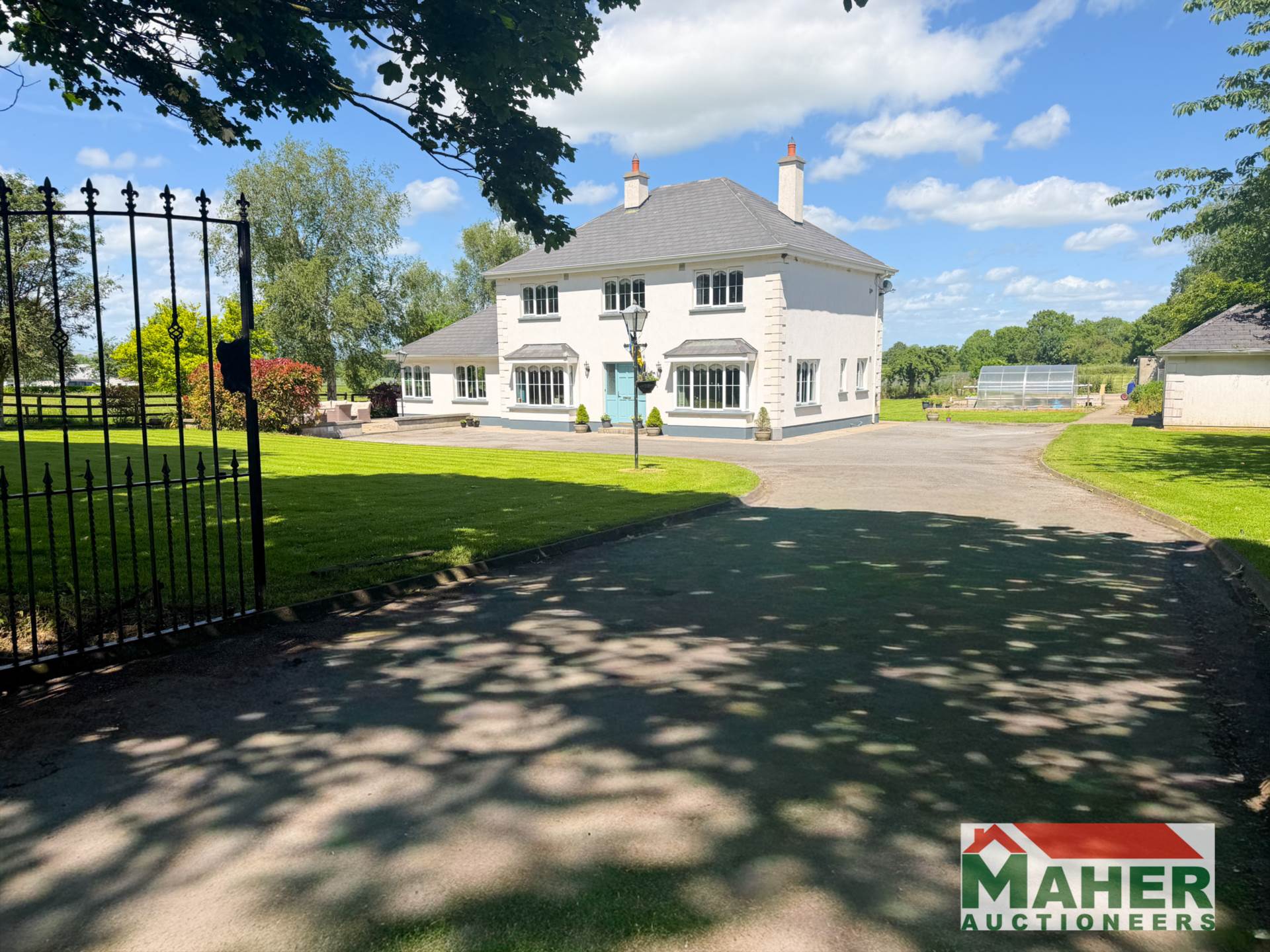 Castlepark, Golden, Co. Tipperary E25 F992