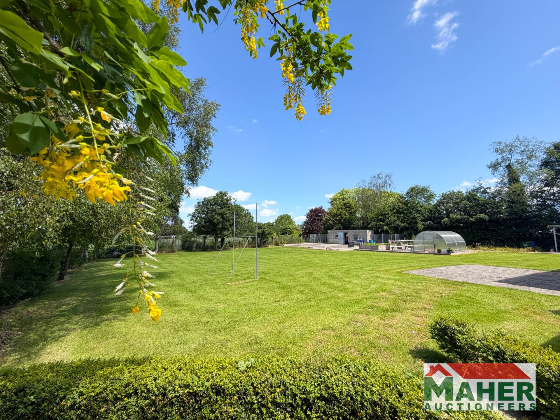 Castlepark, Golden, Co. Tipperary E25 F992 Castlepark, Golden, Co. Tipperary E25 F992