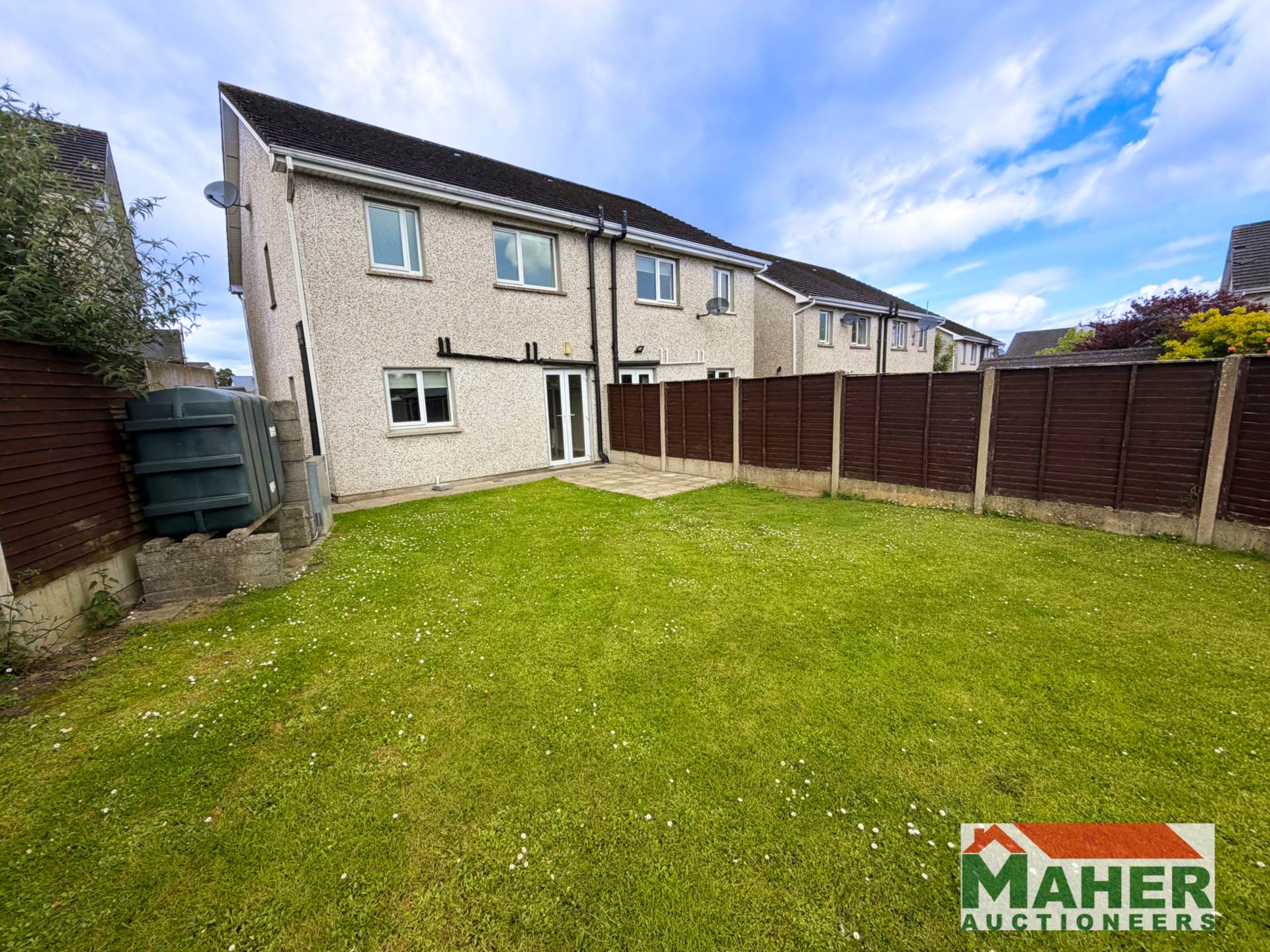 29 Rockwood, Old Road