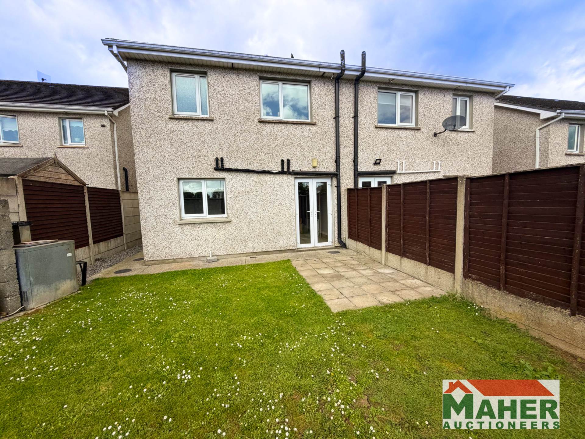 29 Rockwood, Old Road