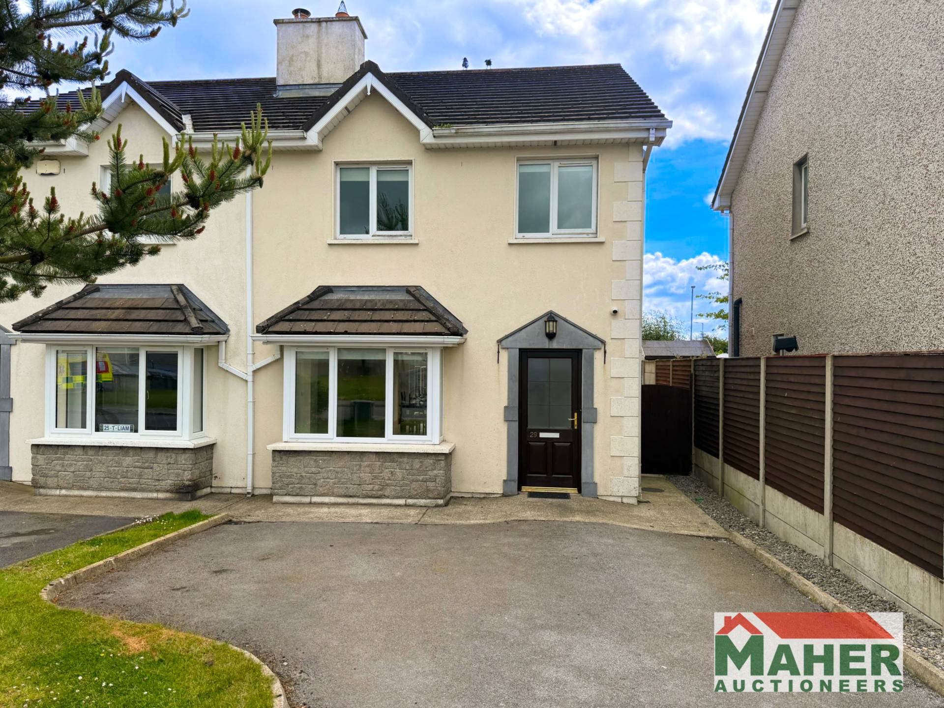 29 Rockwood, Old Road