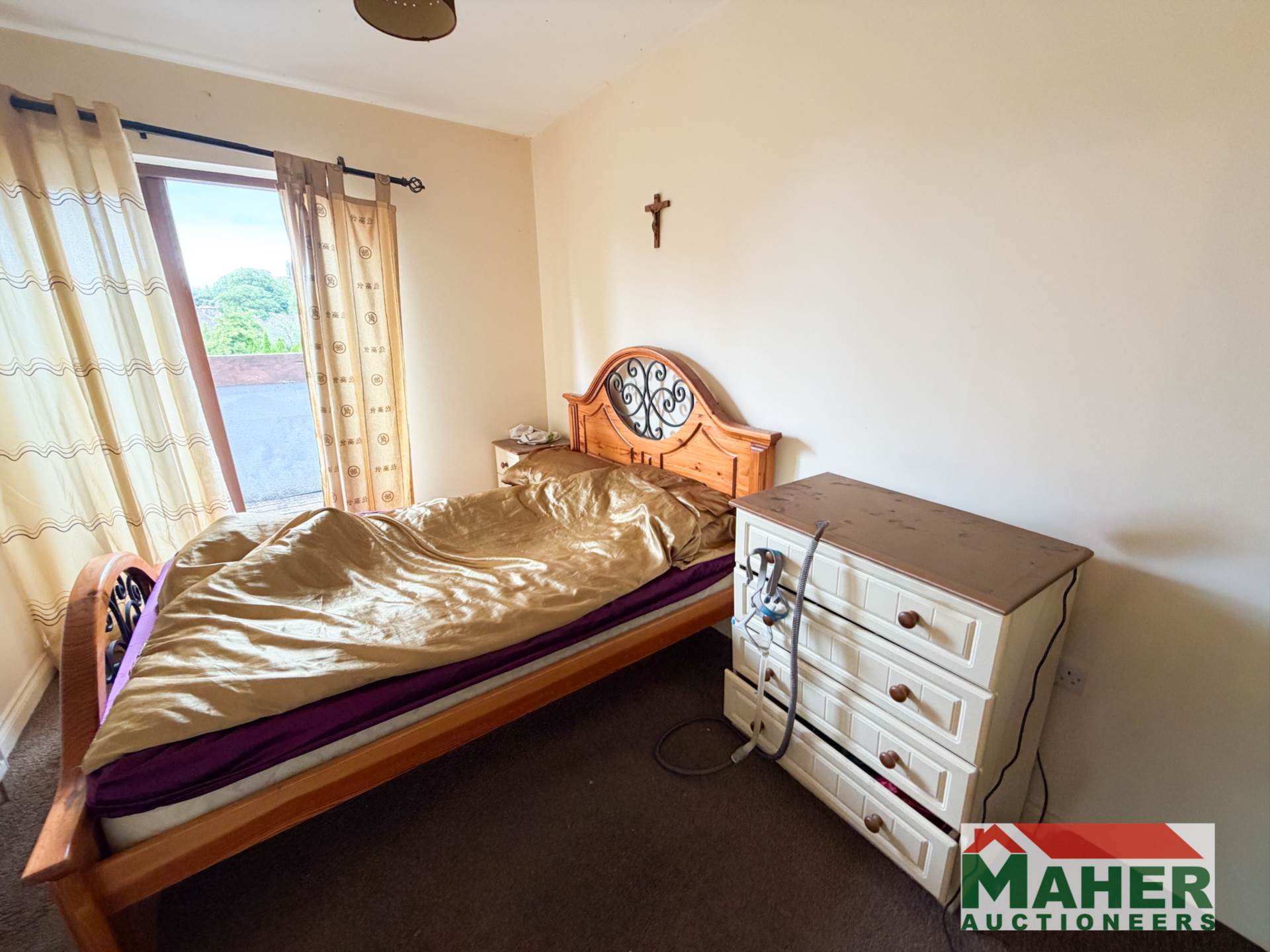 4 Maryville, Bank Place, Cashel E25 CX84