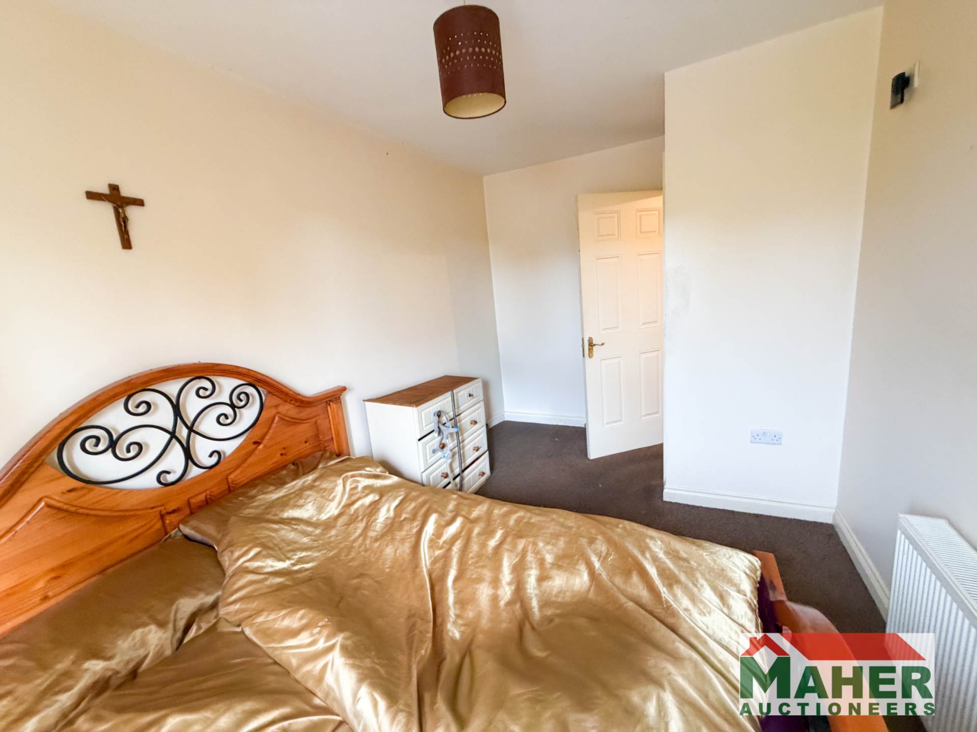 4 Maryville, Bank Place, Cashel E25 CX84