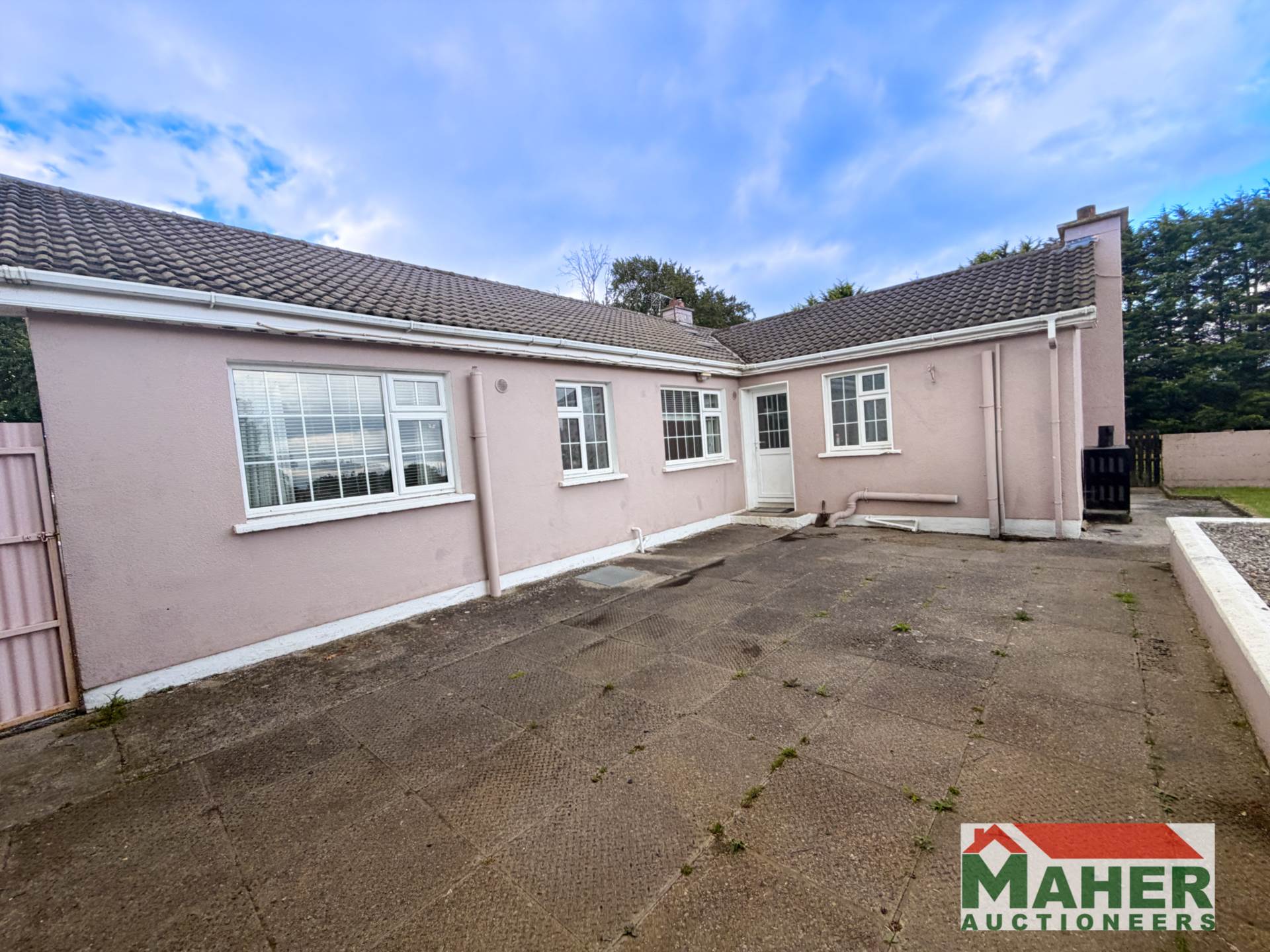 Killenure, Dundrum, Co. Tipperary E34 CP83