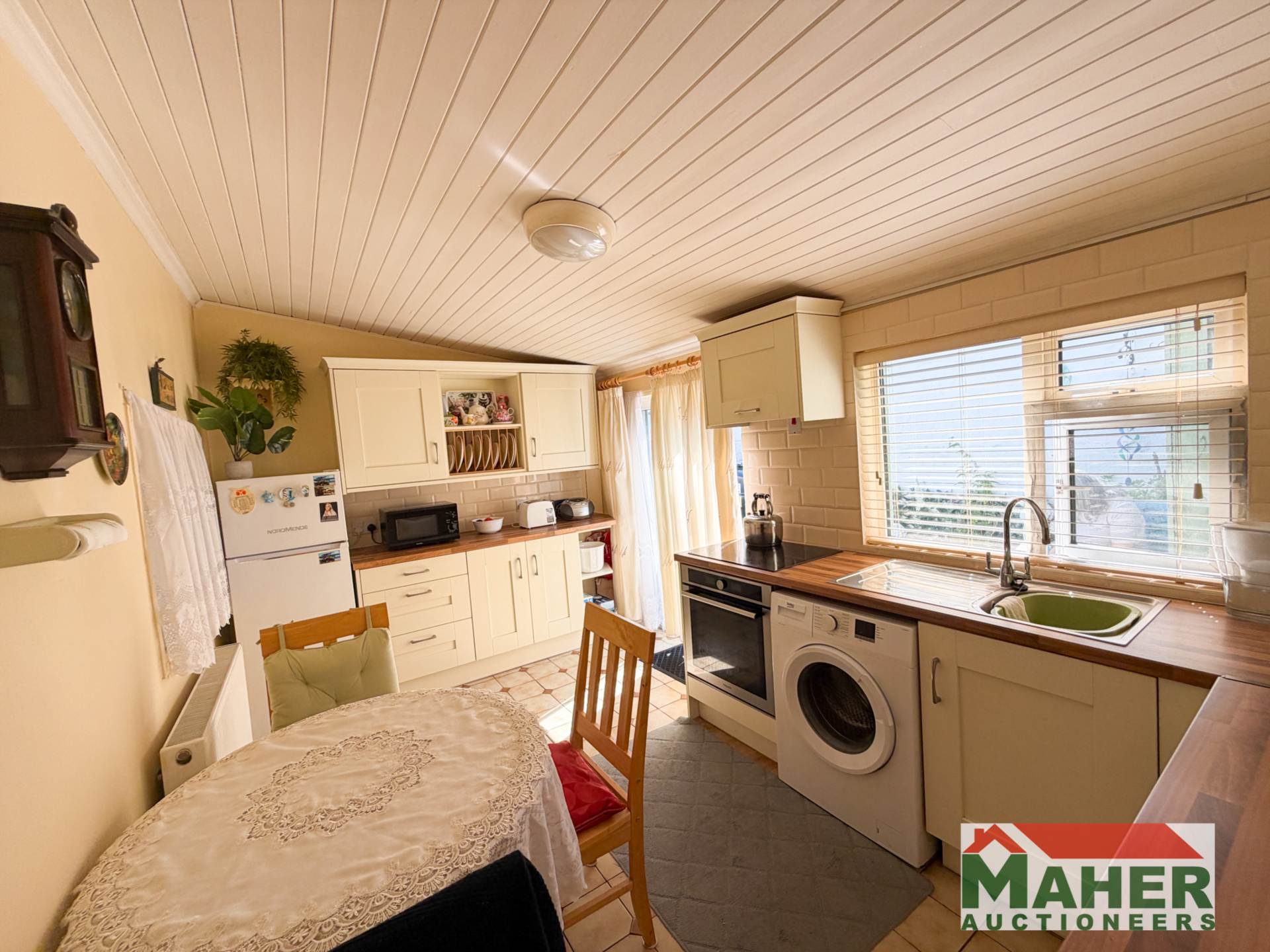 Boherclough St, Annacarty Boherclough St, Annacarty