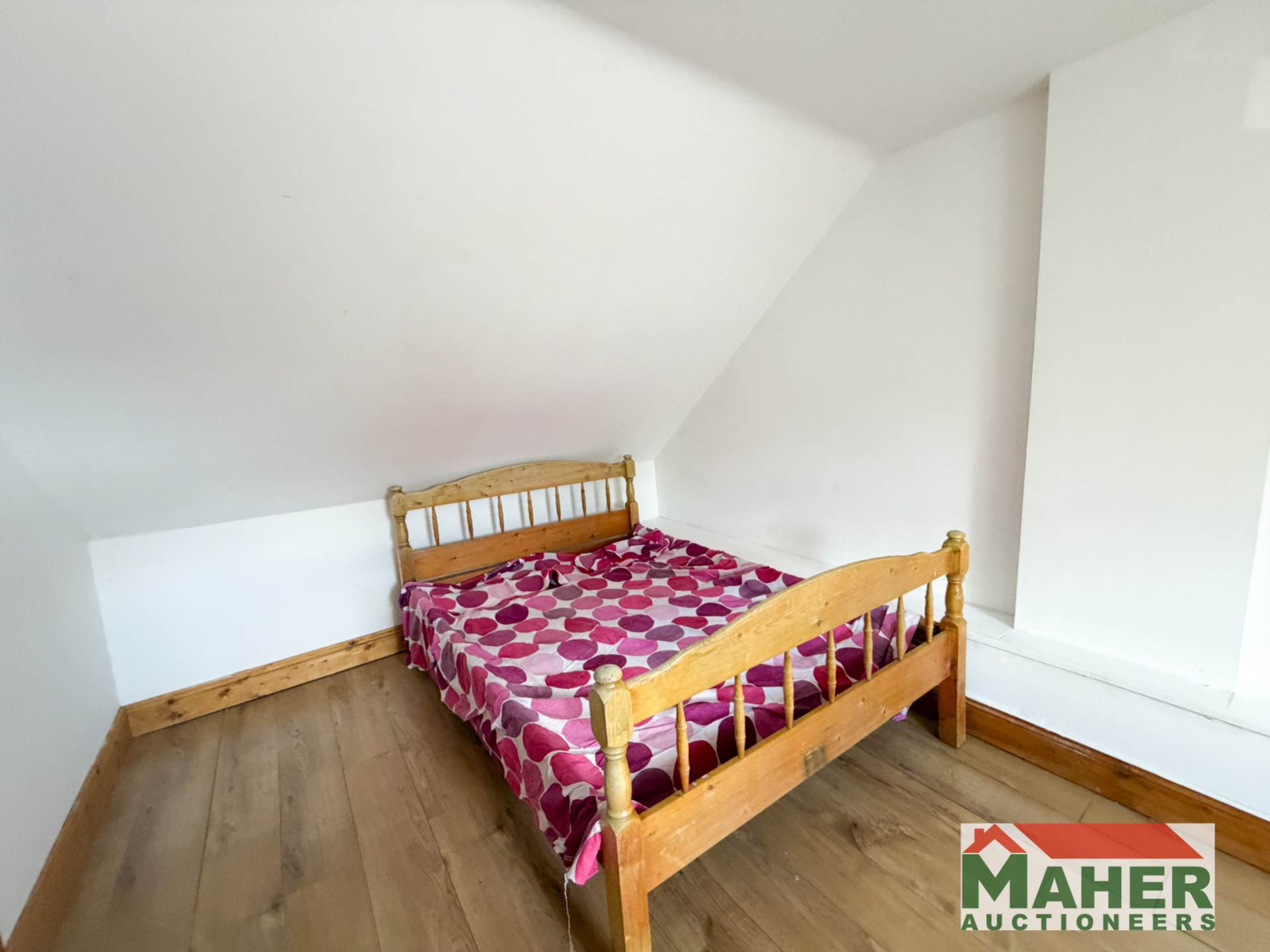 30 Mountain Road, Cahir