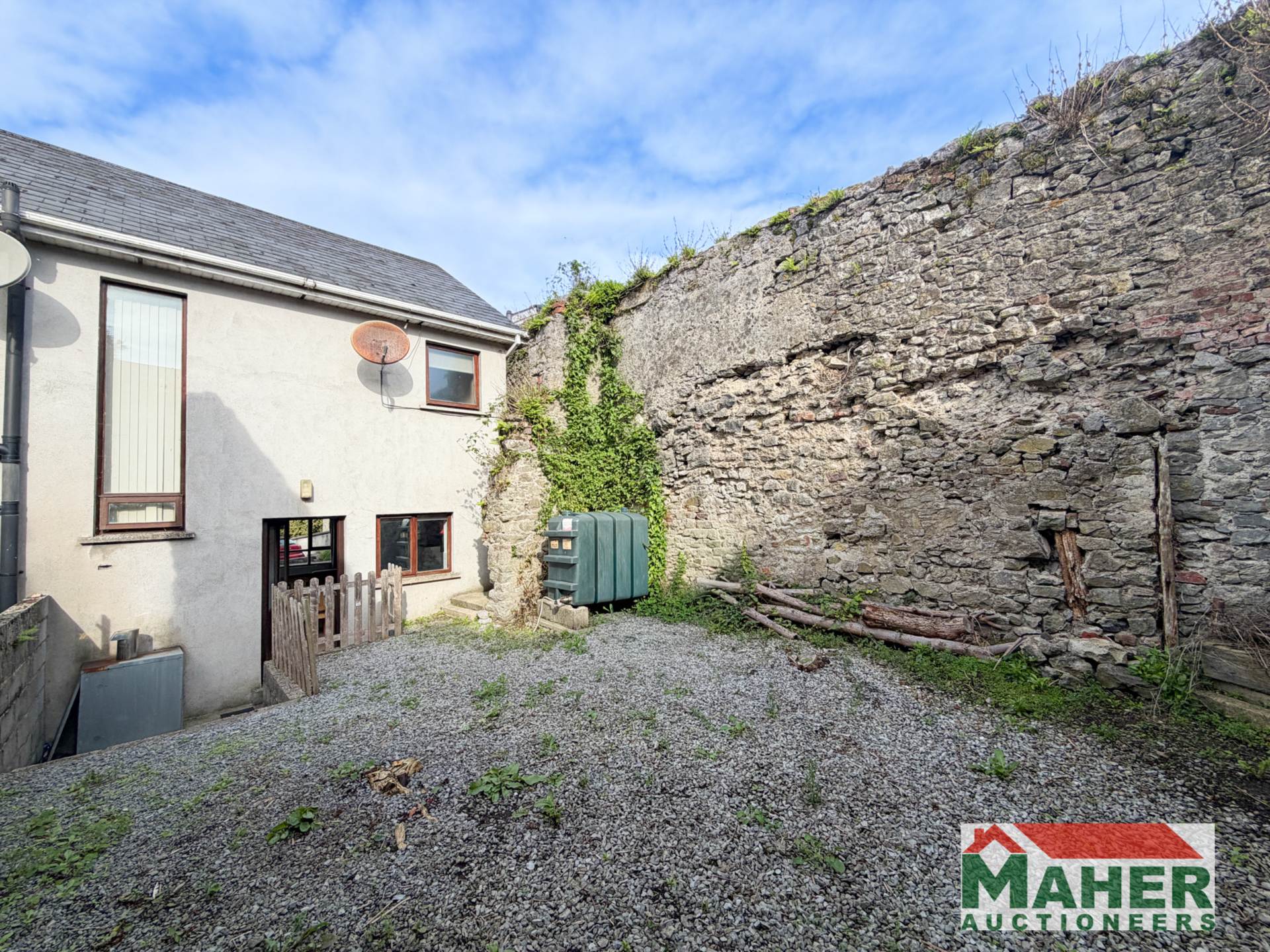 5 Maryville, Cashel