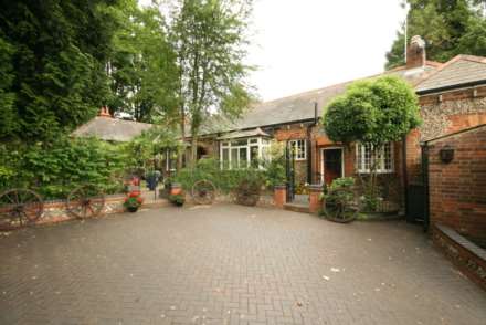 Property For Sale Brookmead Drive, Wallingford