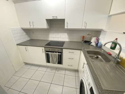 Harriet Way, Bushey, Image 3