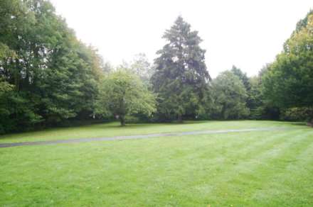Oakbank Watling Street, Radlett, Image 7