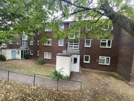Property For Rent Scrubbitts Square, Radlett