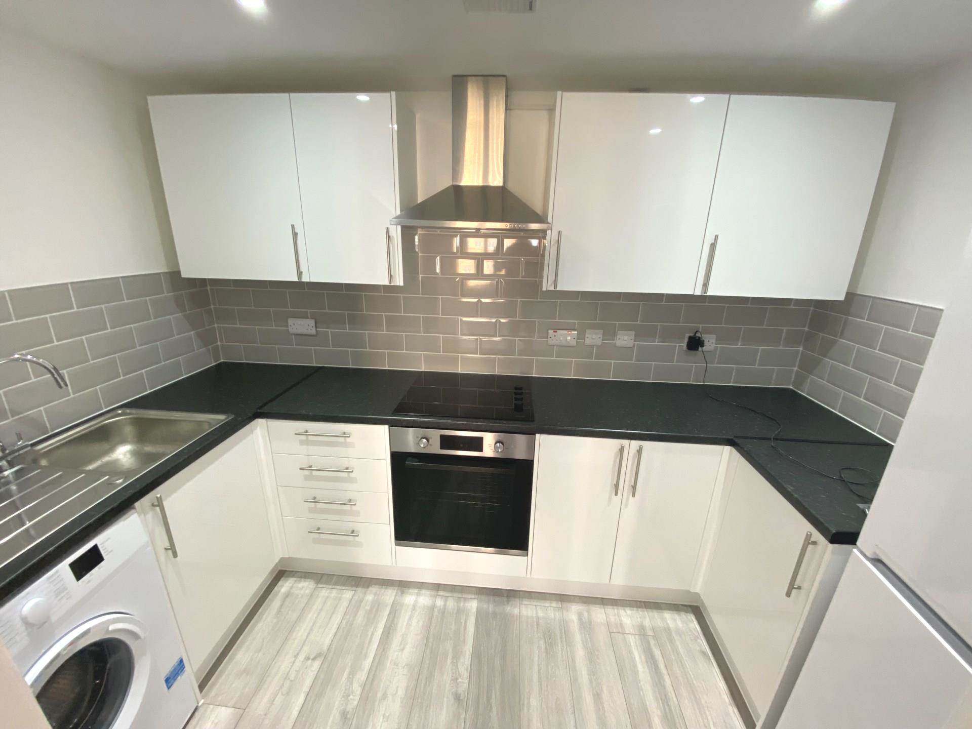 Pembroke House, Station Road, Image 3