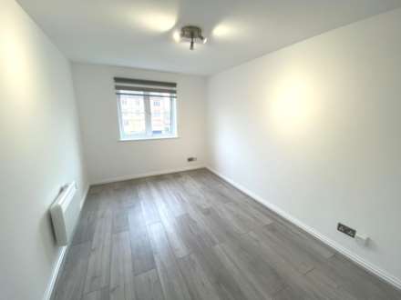 Pembroke House, Station Road, Image 5