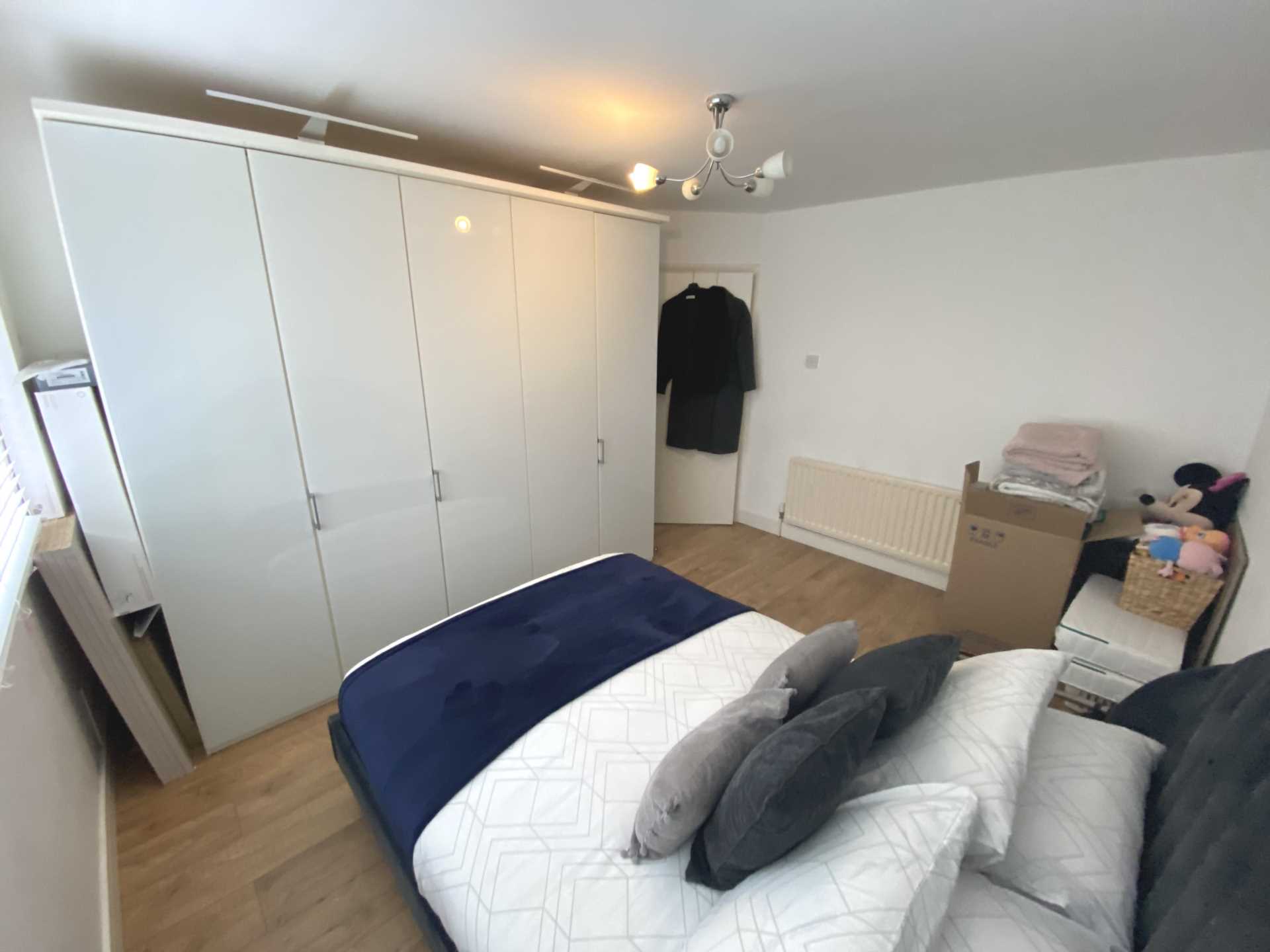 West View Court, Elstree, Image 5