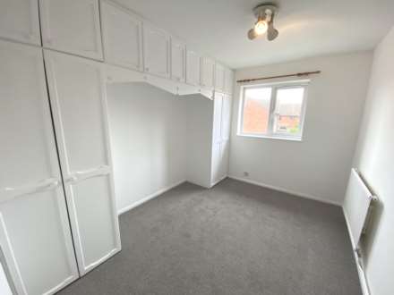 Beehive Close, Elstree, Image 5