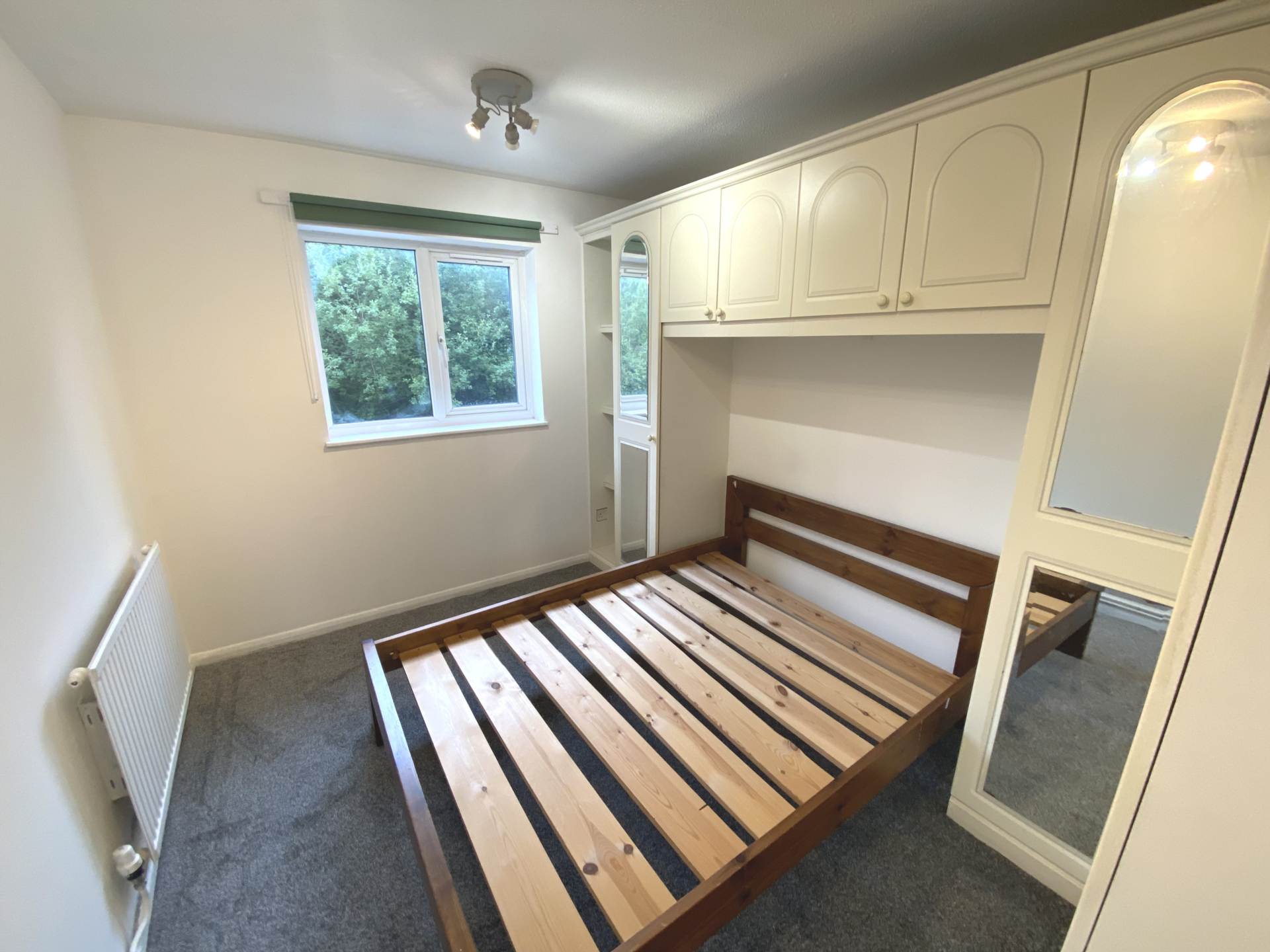 Britten Close, Elstree, Image 5