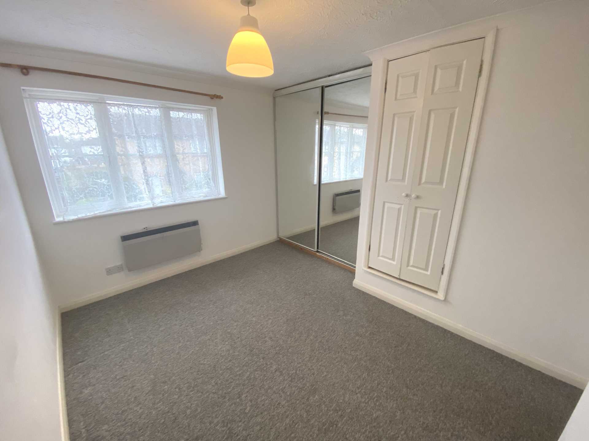 Siskin Close, Borehamwood, Image 6