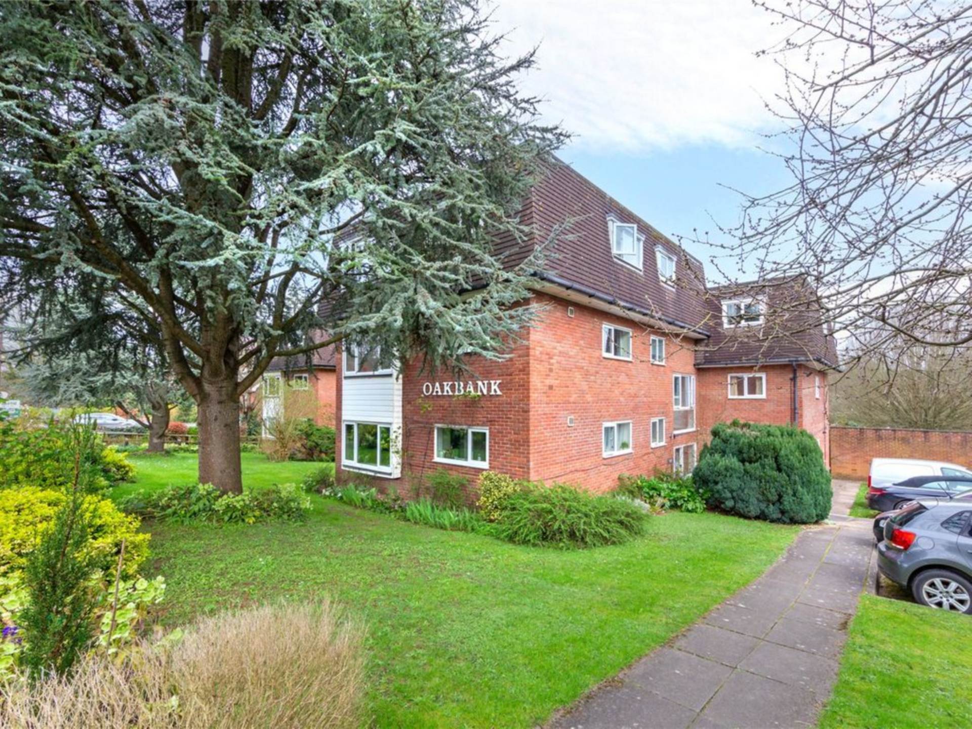 Oakbank, Radlett, Image 1