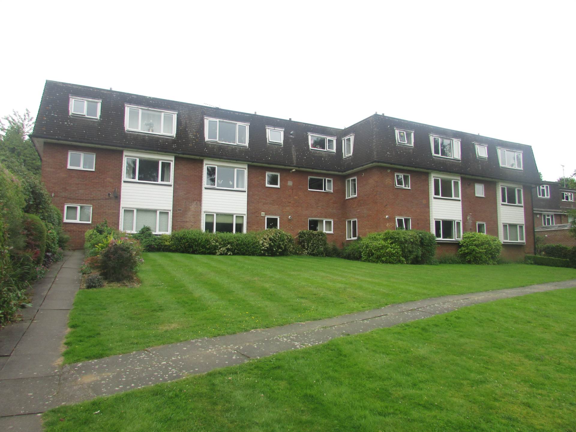 Oakbank, Radlett, Image 10