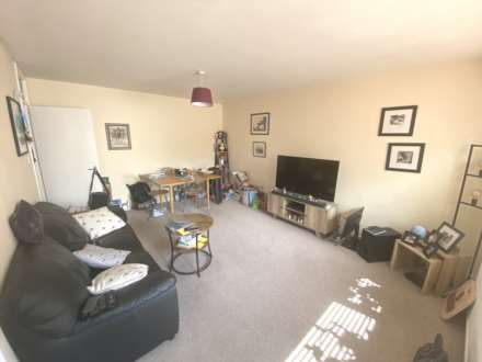 Oakbank, Radlett, Image 2