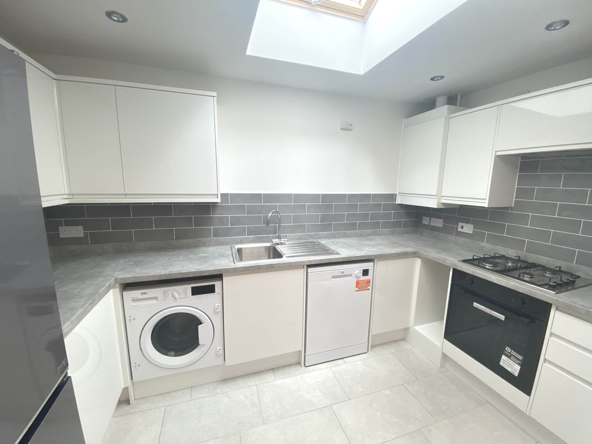 Coleridge Way, Borehamwood, Image 5