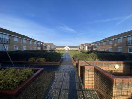 Coleridge Way, Borehamwood, Image 13