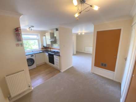 The Reddings, Borehamwood, Image 5