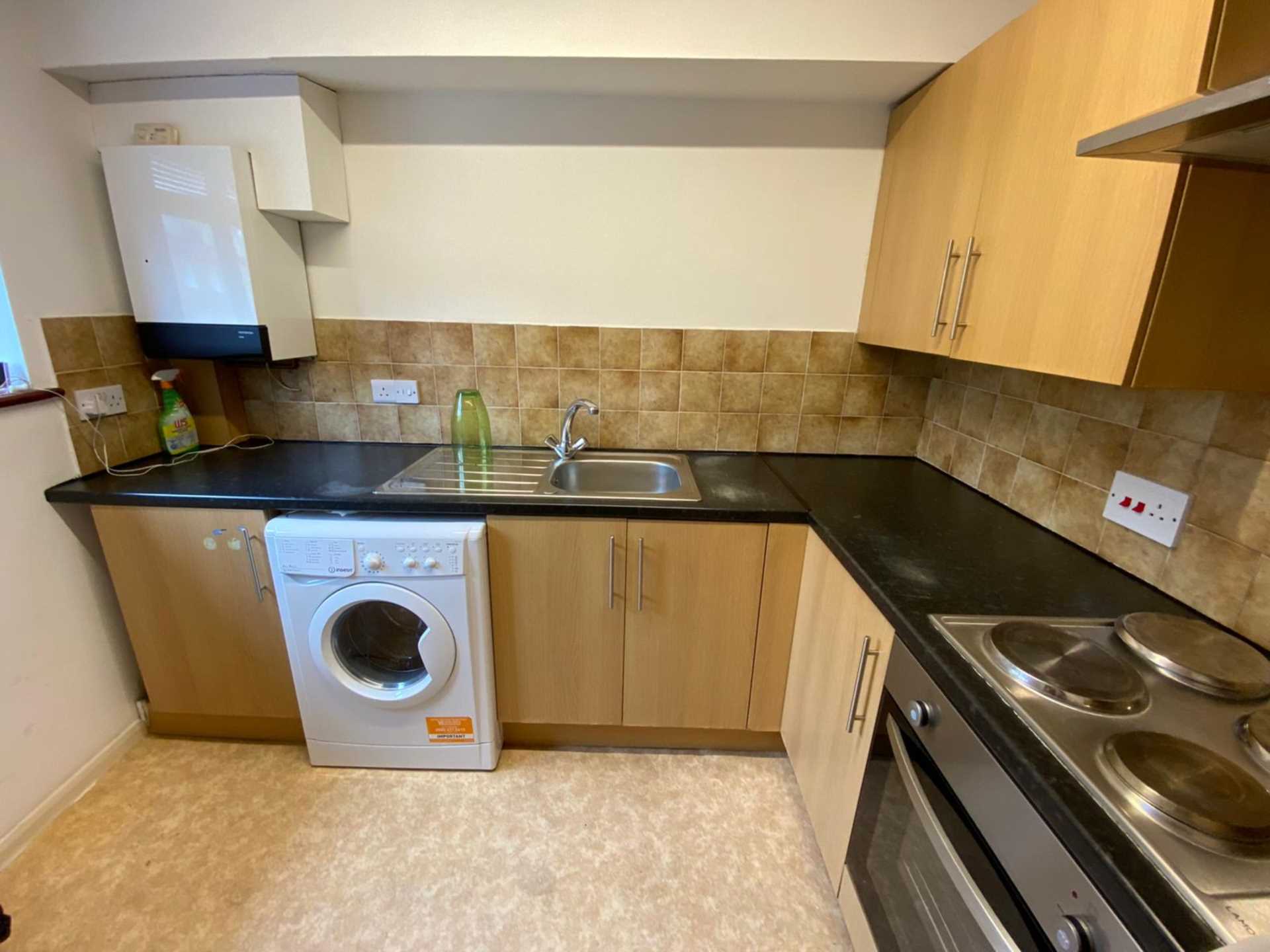 Romeland Court, Elstree, Image 5