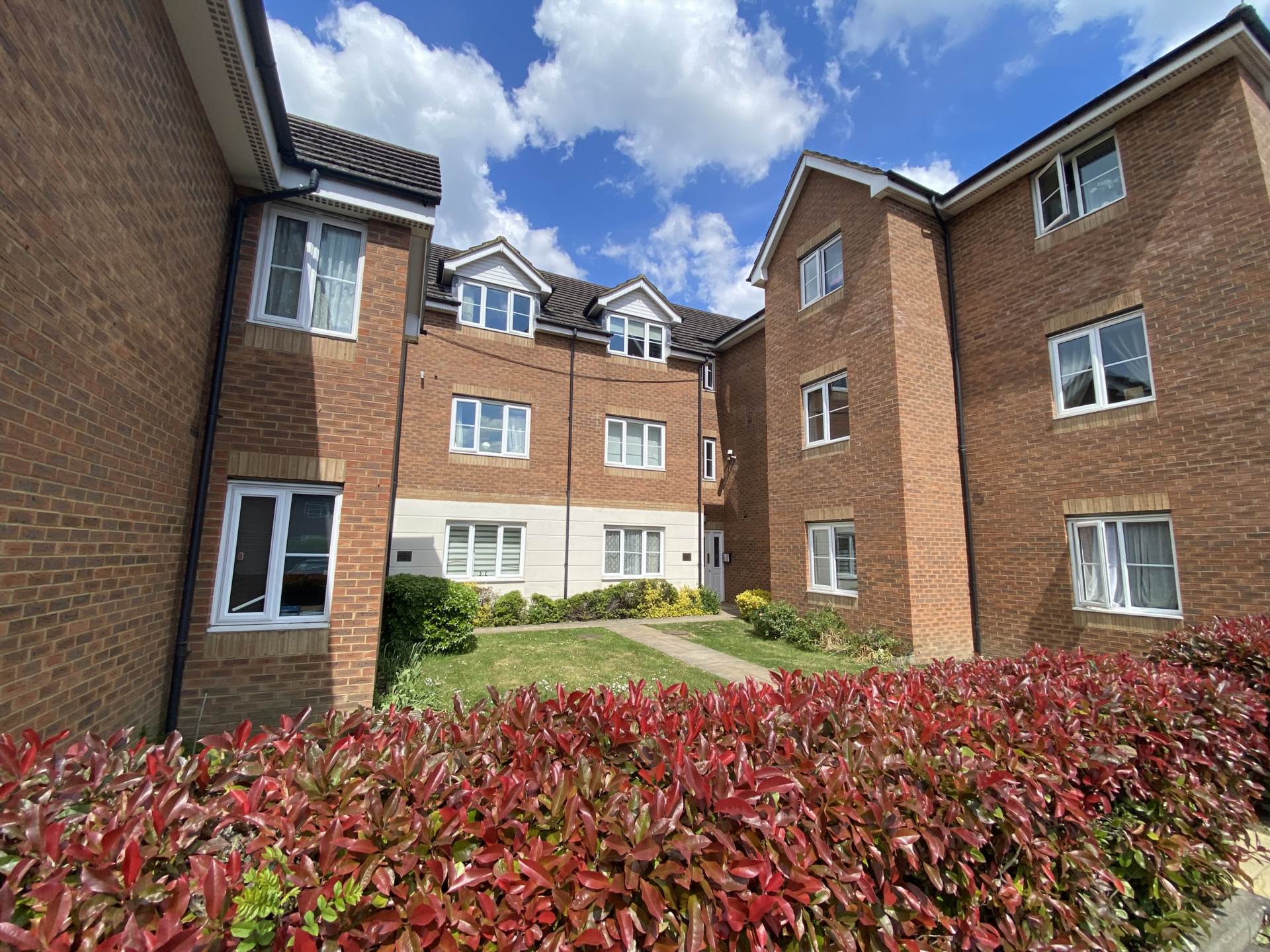 Alconbury Close, Borehamwood, Image 1