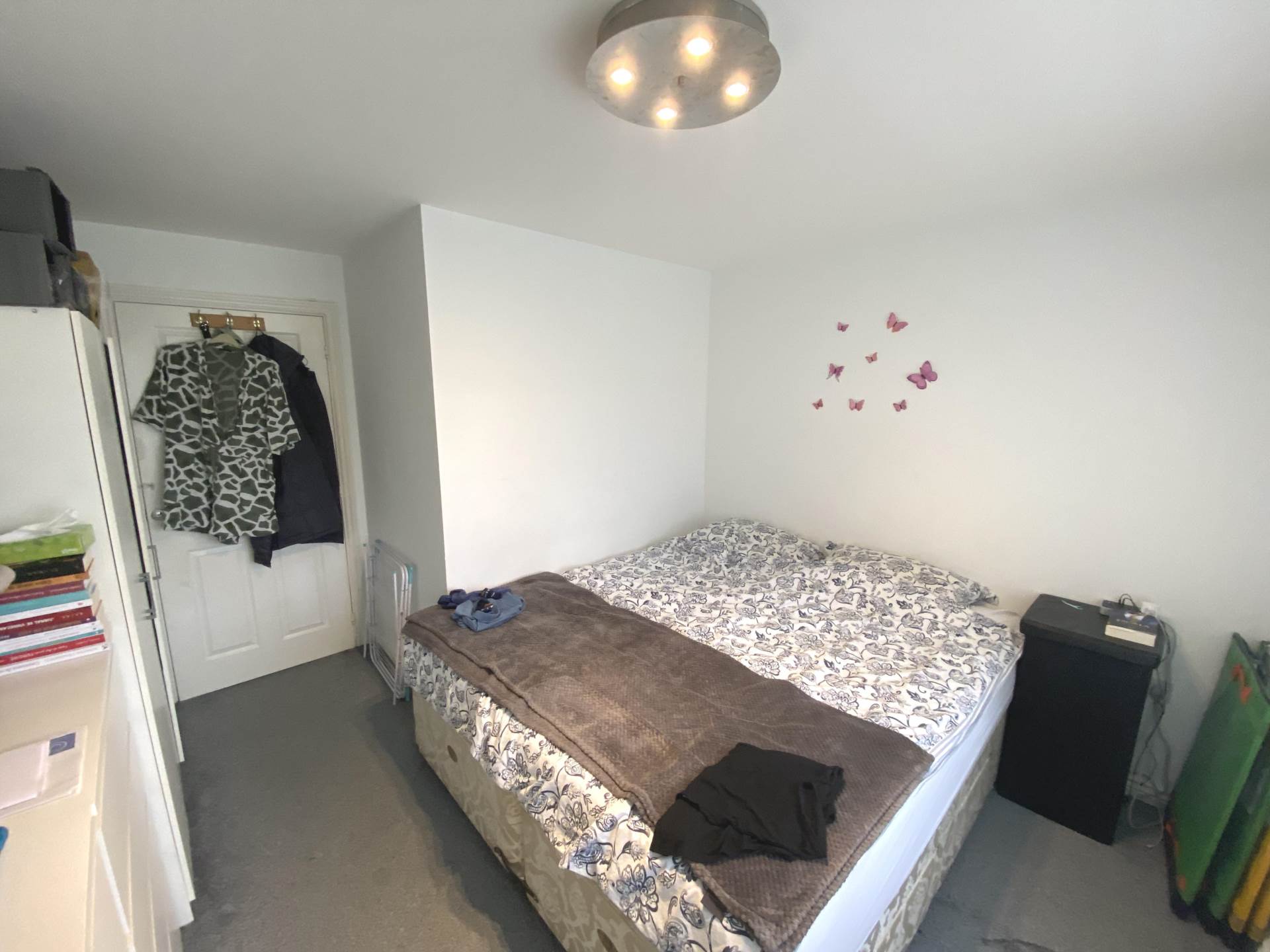 Alconbury Close, Borehamwood, Image 6