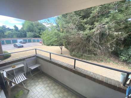 Sherland Court, The Dell, Image 4