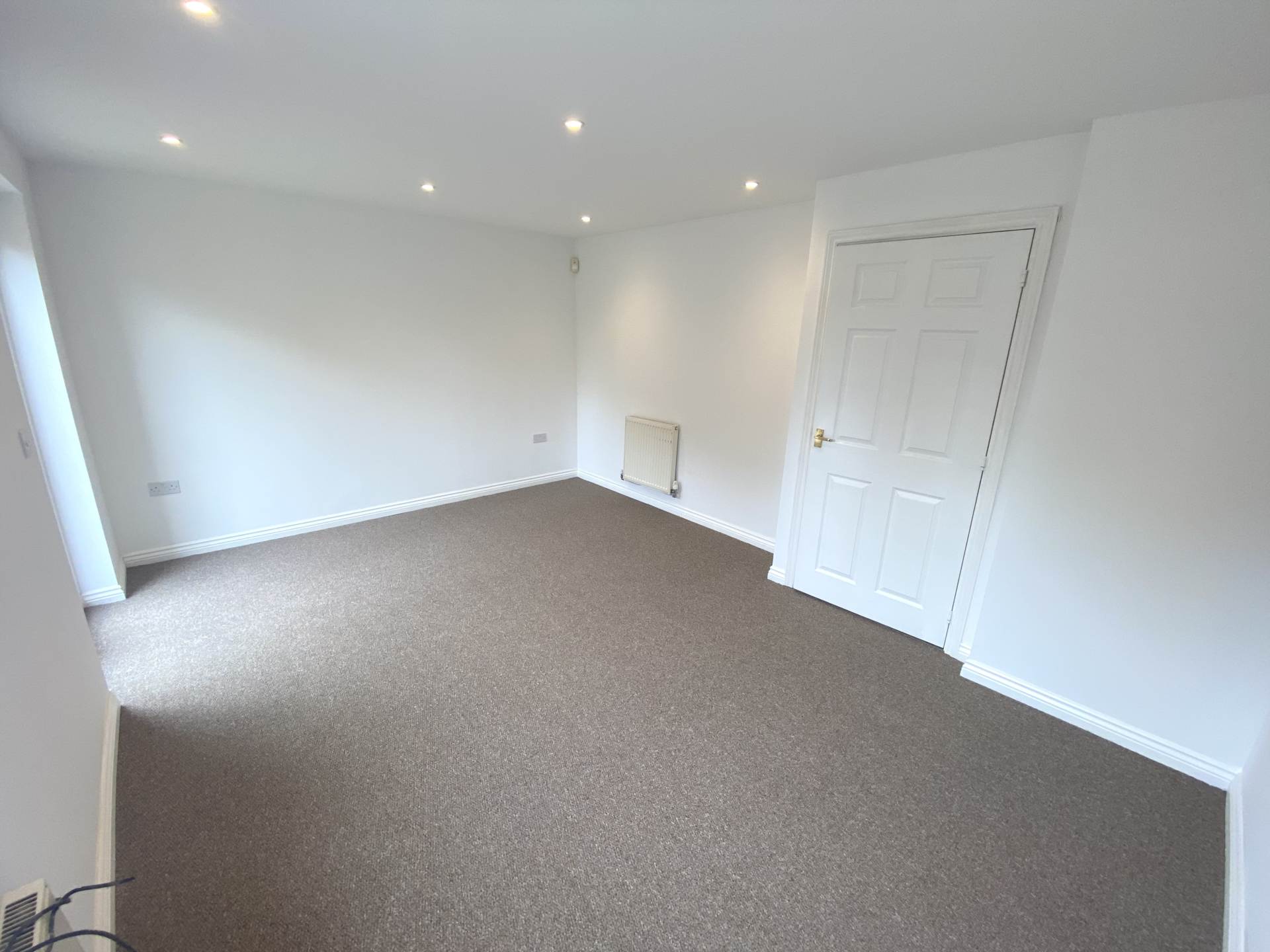 Alconbury Close, Borehamwood, Image 2