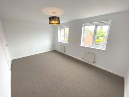 Alconbury Close, Borehamwood, Image 10
