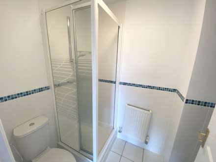 Alconbury Close, Borehamwood, Image 11