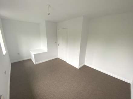 Alconbury Close, Borehamwood, Image 14