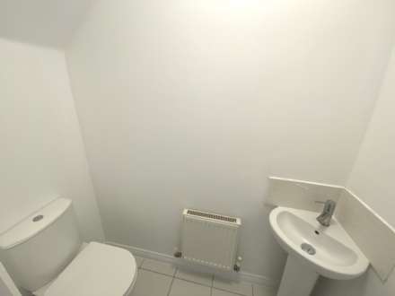 Alconbury Close, Borehamwood, Image 8