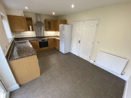 Capel Crescent, Stanmore, Image 5