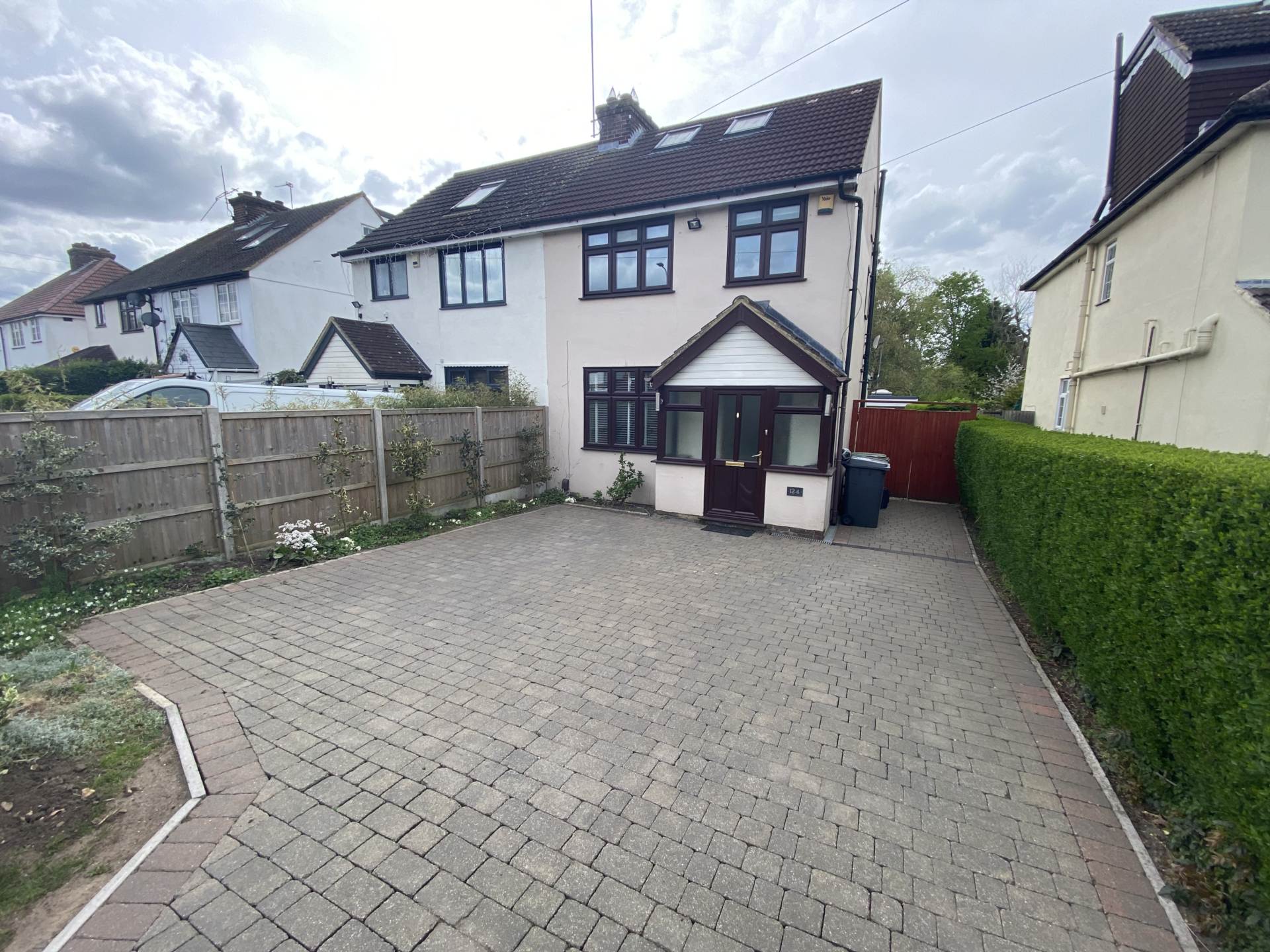Radlett Road, Frogmore, Image 1