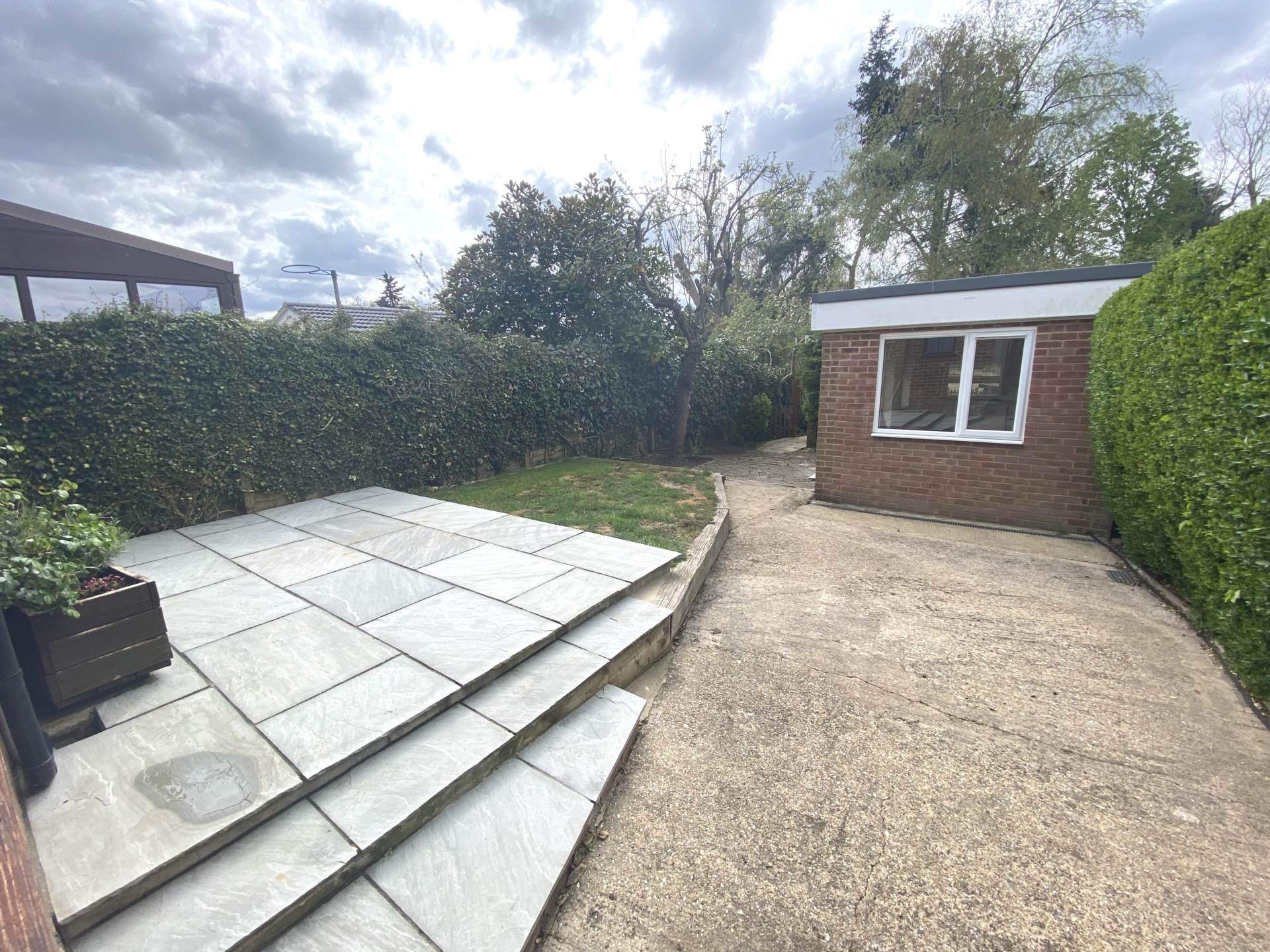 Radlett Road, Frogmore, Image 12