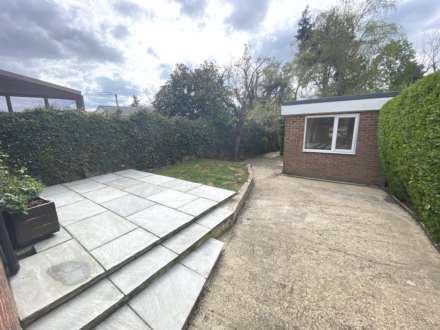 Radlett Road, Frogmore, Image 12